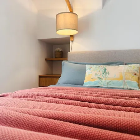 Tzane Luxury - Luxury In The Center For Comfort & Privacy By Mana Gers