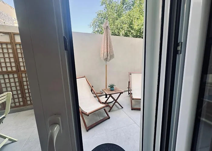 Tzane Luxury - Luxury In The Center For Comfort & Privacy By Mana Gers 4*