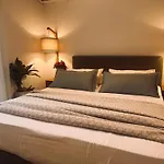 Tzane Luxury - Luxury In The Center For Comfort & Privacy By Mana Gers Pensjonat 3*