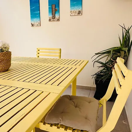 Tzane Luxury - Luxury In The Center For Comfort & Privacy By Mana Gers Penzion