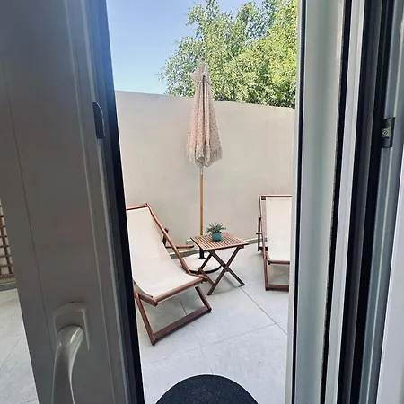 Tzane Luxury - Luxury In The Center For Comfort & Privacy By Mana Gers 4*