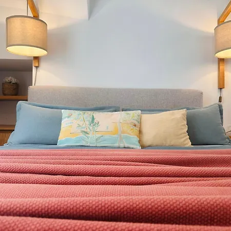 Tzane Luxury - Luxury In The Center For Comfort & Privacy By Mana Gers Penzion 4*