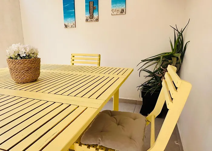 Tzane Luxury - Luxury In The Center For Comfort & Privacy By Mana Gers Maison d'hôtes