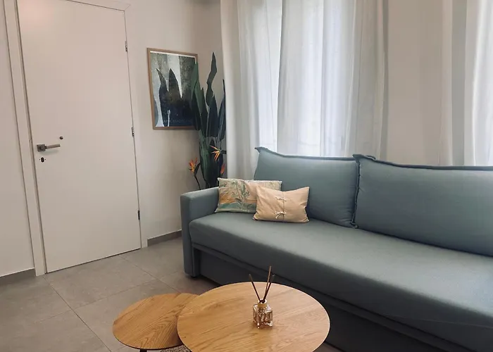 Tzane Luxury - Luxury In The Center For Comfort & Privacy By Mana Gers